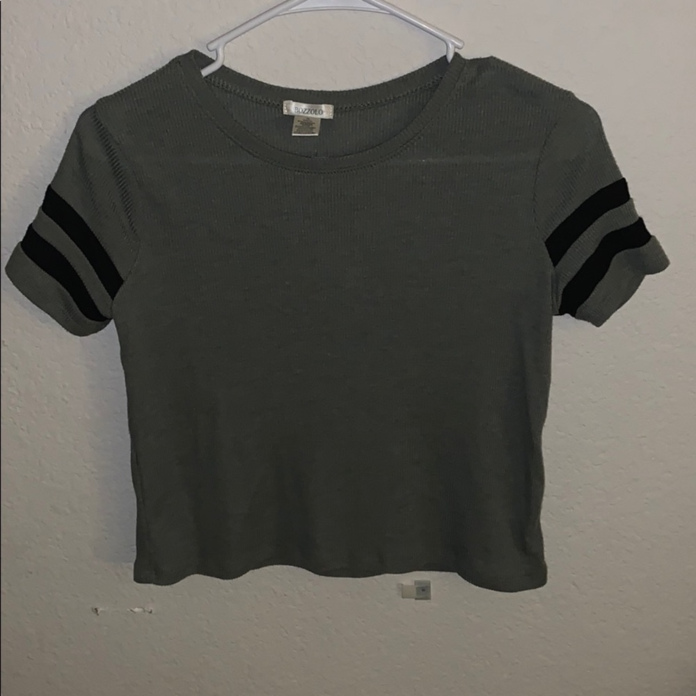 green t shirt